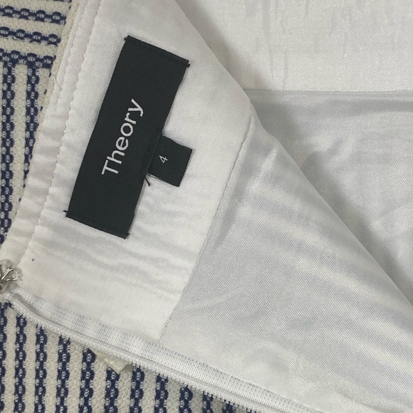 Theory skirt - Picture 3 of 5